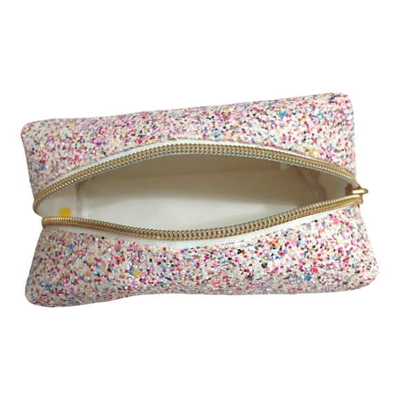 Womens accessories pouch - Picture 3 of 3